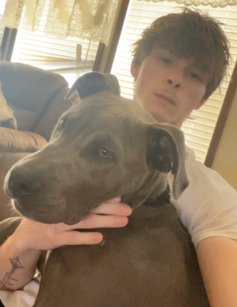 Dylan Tray Brown Profile Photo