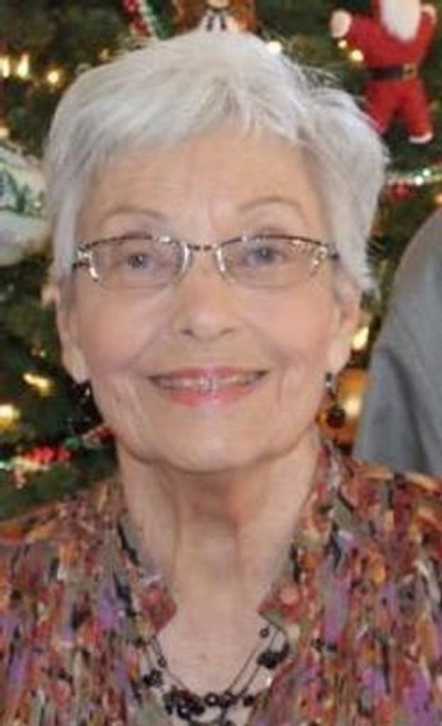 Carolyn Lovejoy Profile Photo