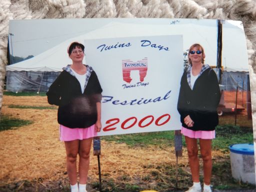 Karen Floor photo gallery thumbnail 29 of 206