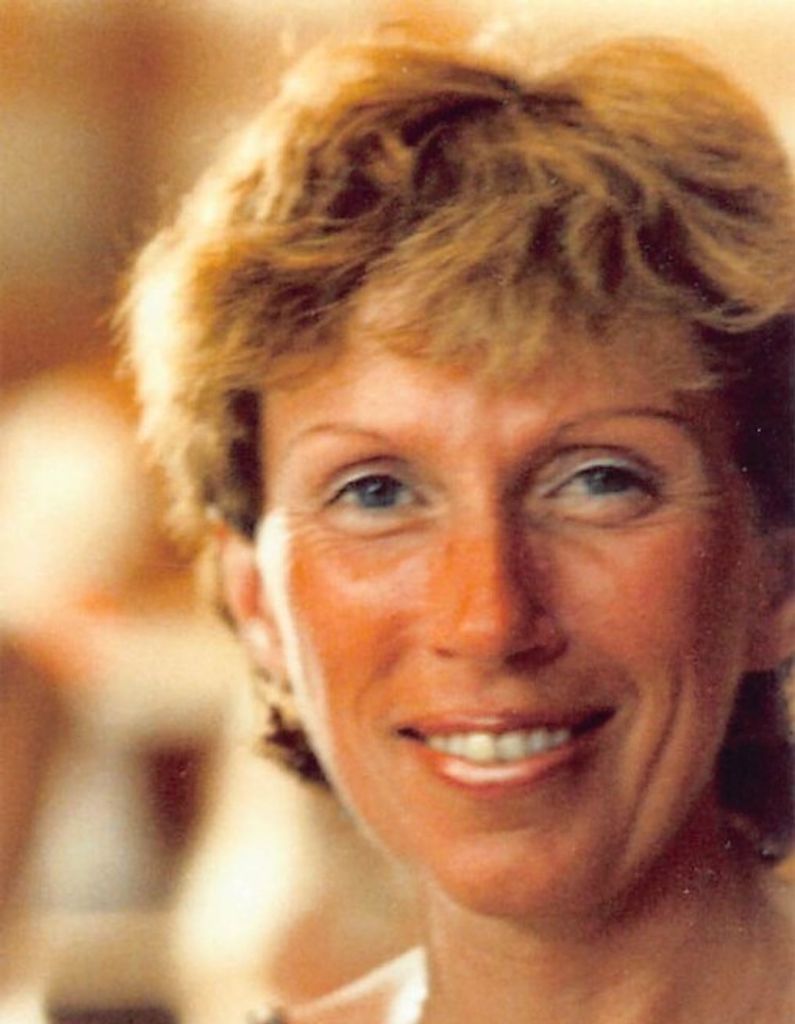 Cynthia A Maville