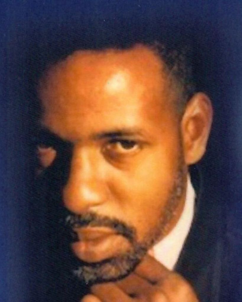 Robert L. Johnson Profile Photo