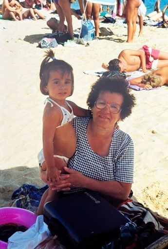 Maria  Da Silva photo gallery thumbnail 24 of 62