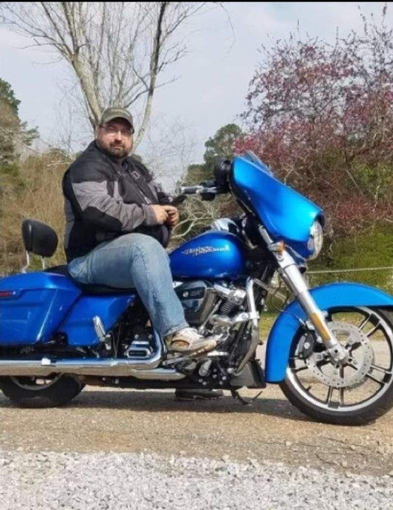 Chris Brown Profile Photo