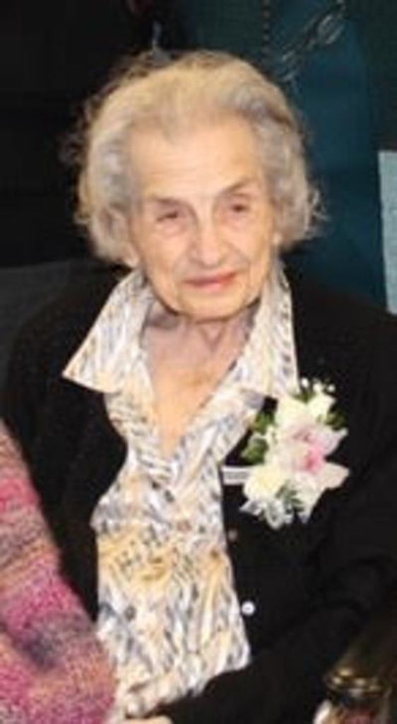 Christine Dionisopoulos Profile Photo
