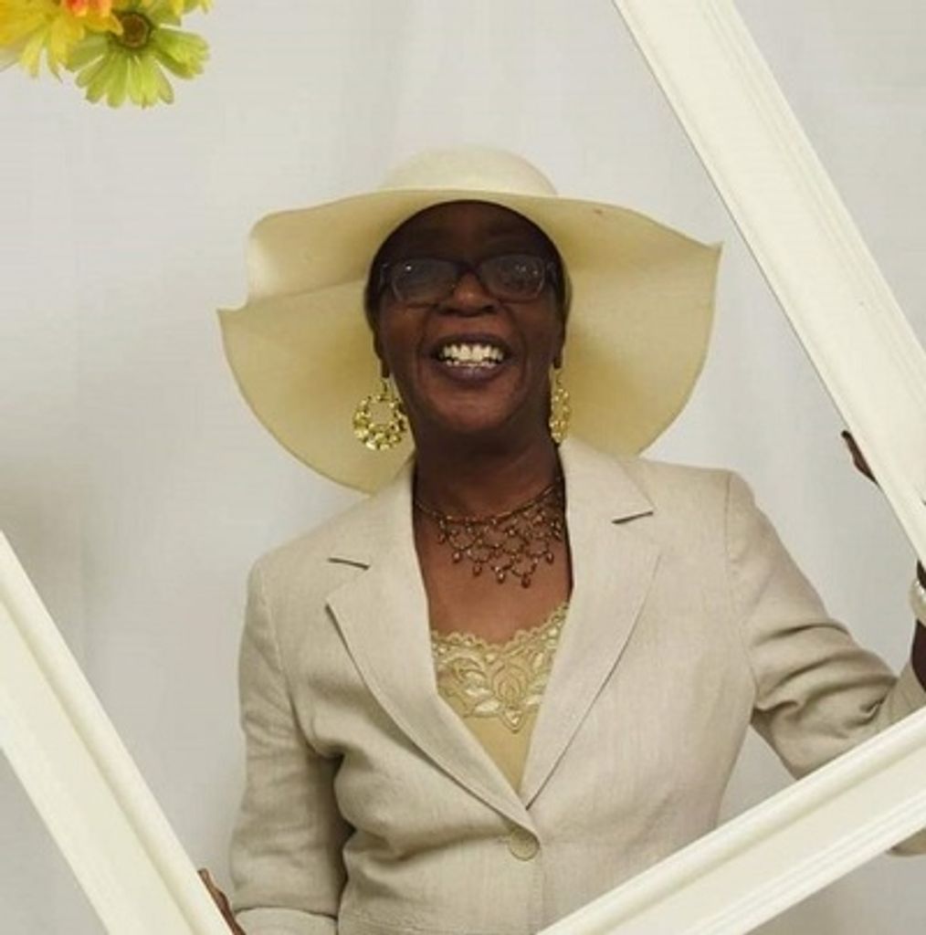 Bernadine Shaw Holland