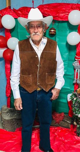 Santos Valdez Sr. photo gallery thumbnail 10 of 151