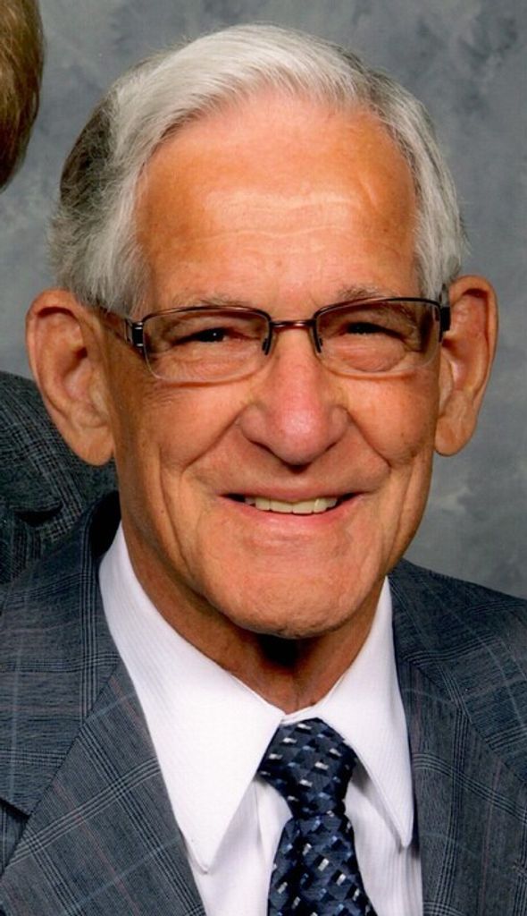 Duane E. Riegsecker Profile Photo