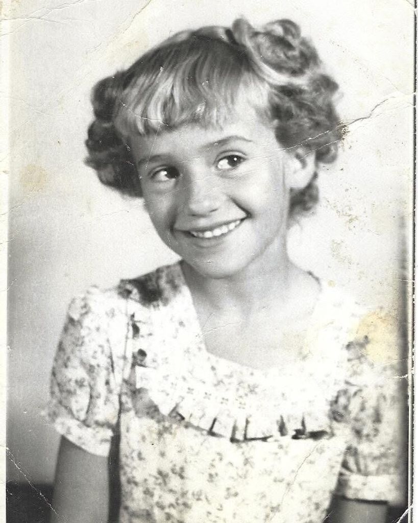 Linda Lee Hess