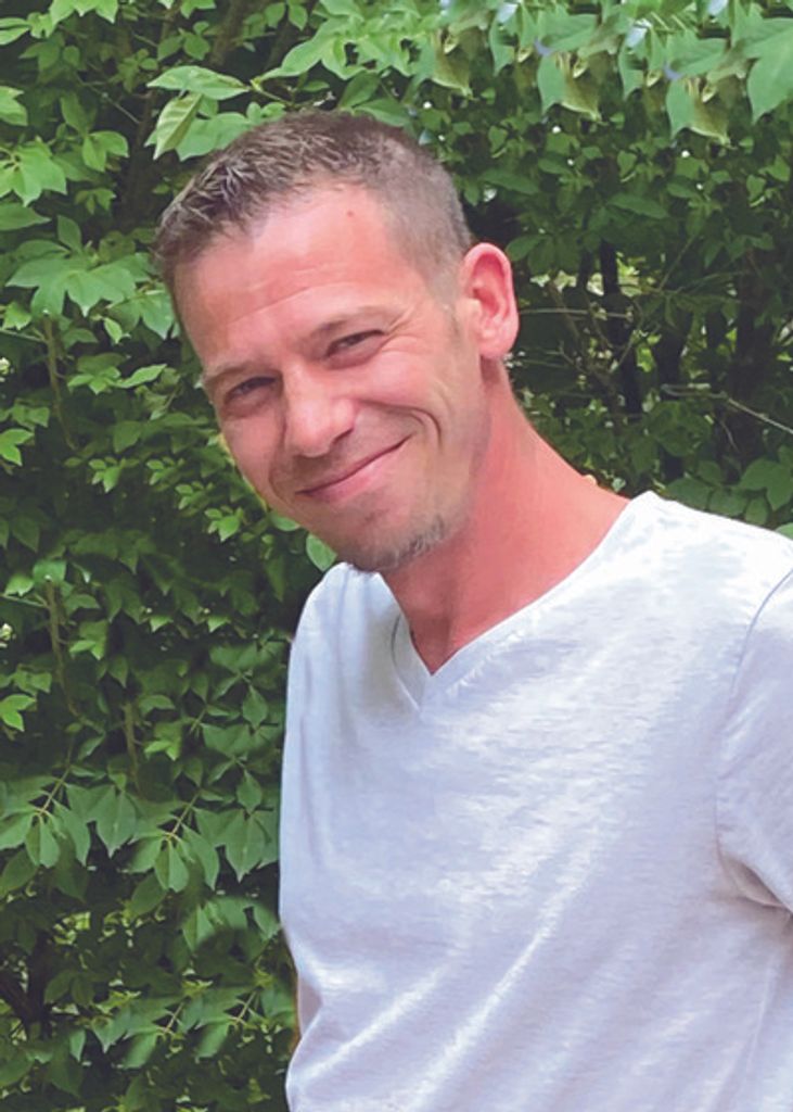 Joe Folzenlogen Profile Photo