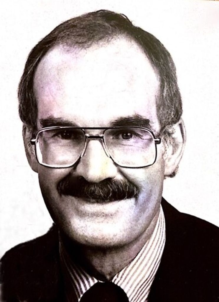 James Robert Lewis Profile Photo