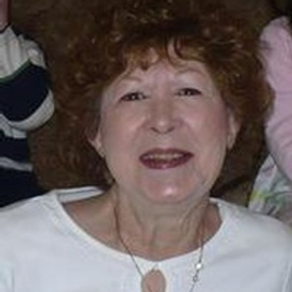 Deanna Muriel Siezinger