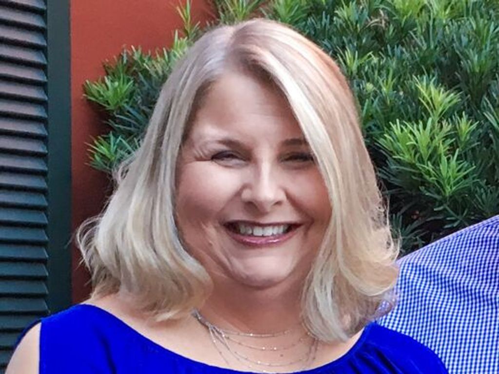 Karen Dishon Van Curen Profile Photo