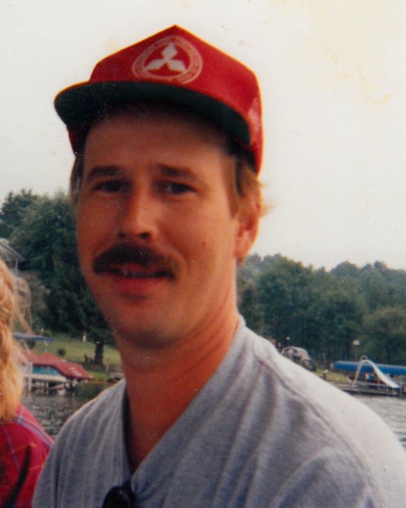 Robert Lynn Martin Profile Photo