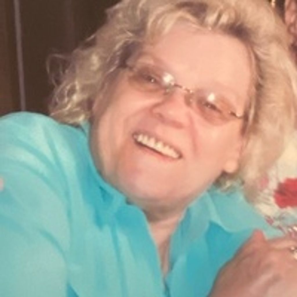 Joyce Lee Smith