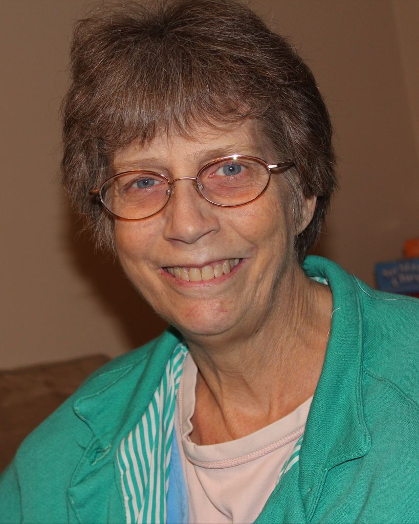 Christine Louise Petrousky Profile Photo