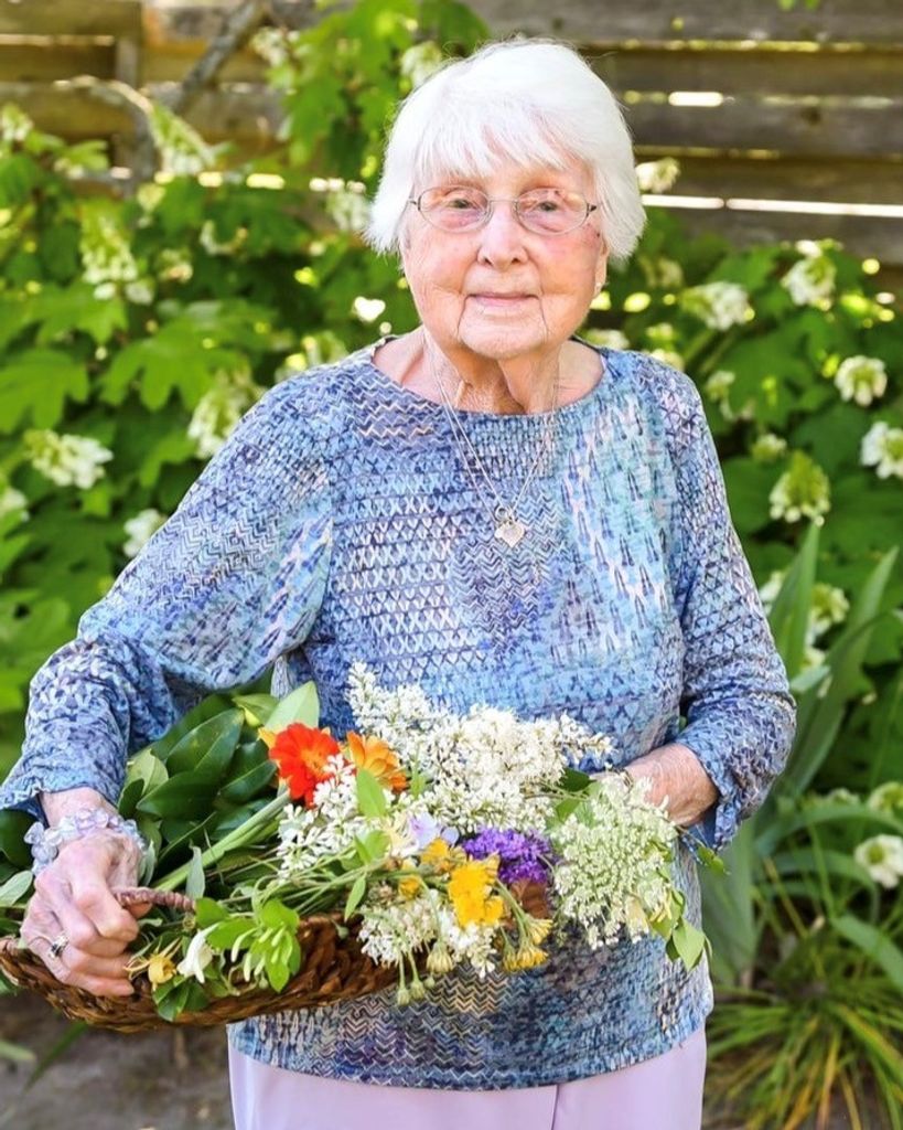 Frances Barnes Holland Profile Photo