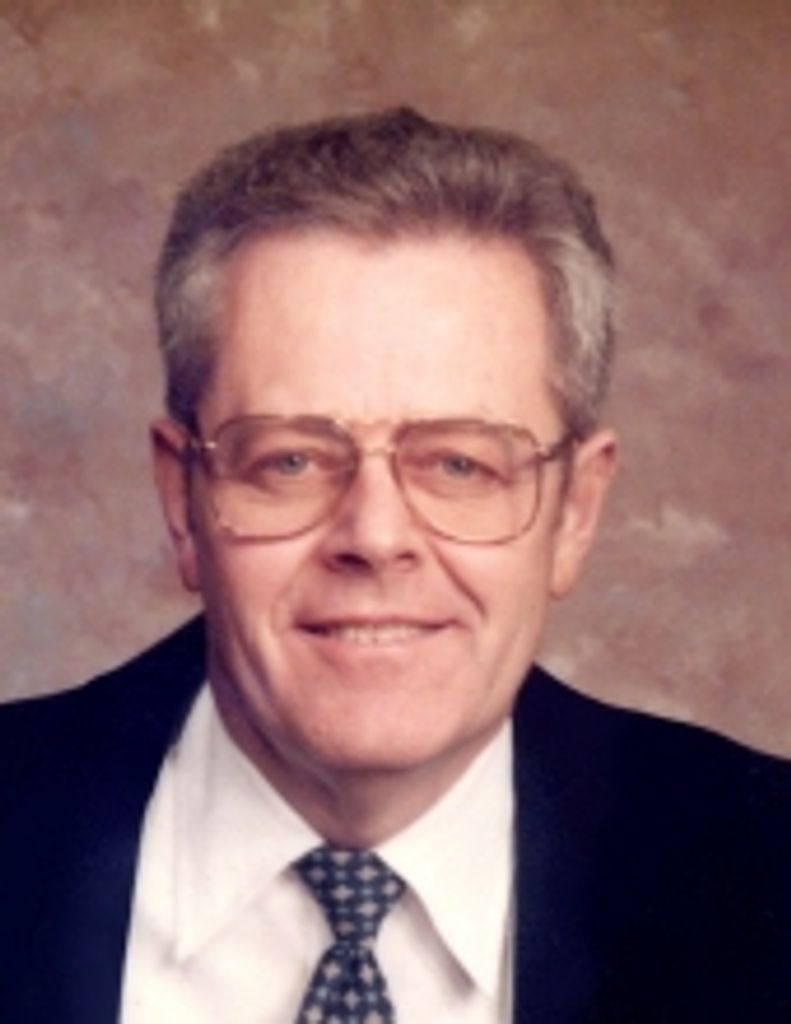 Robert W.   "Bob" Heffner