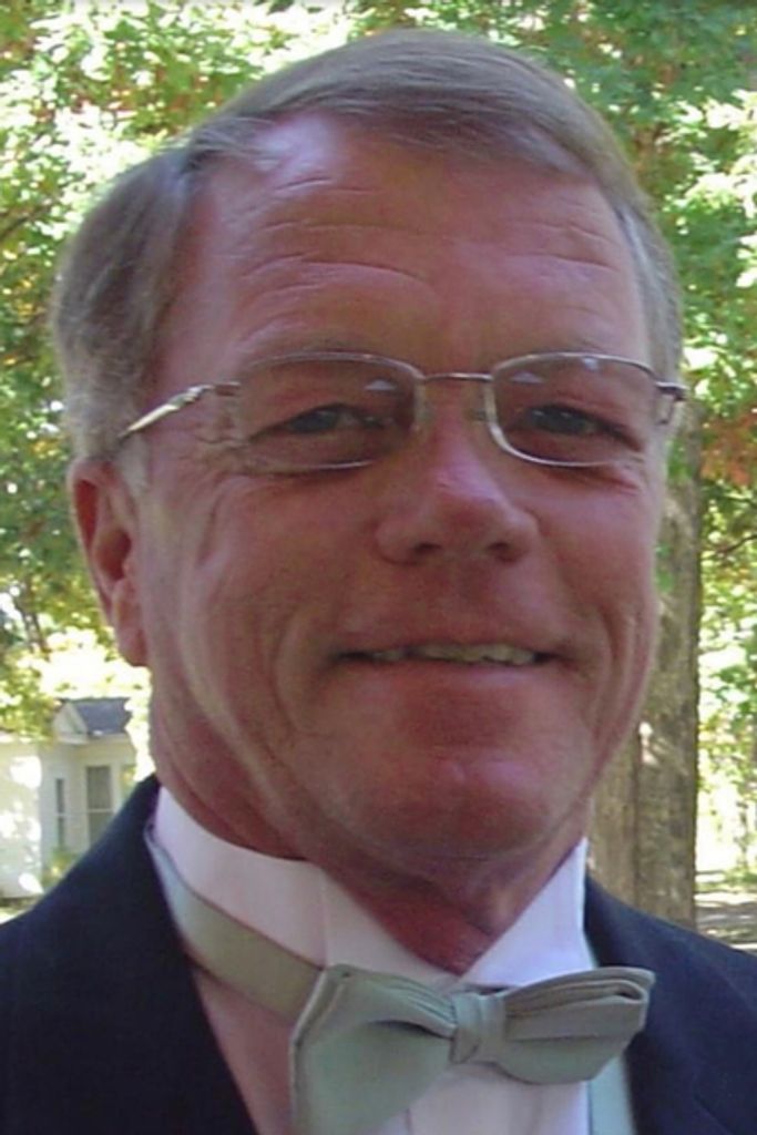 Larry Rhodes Profile Photo