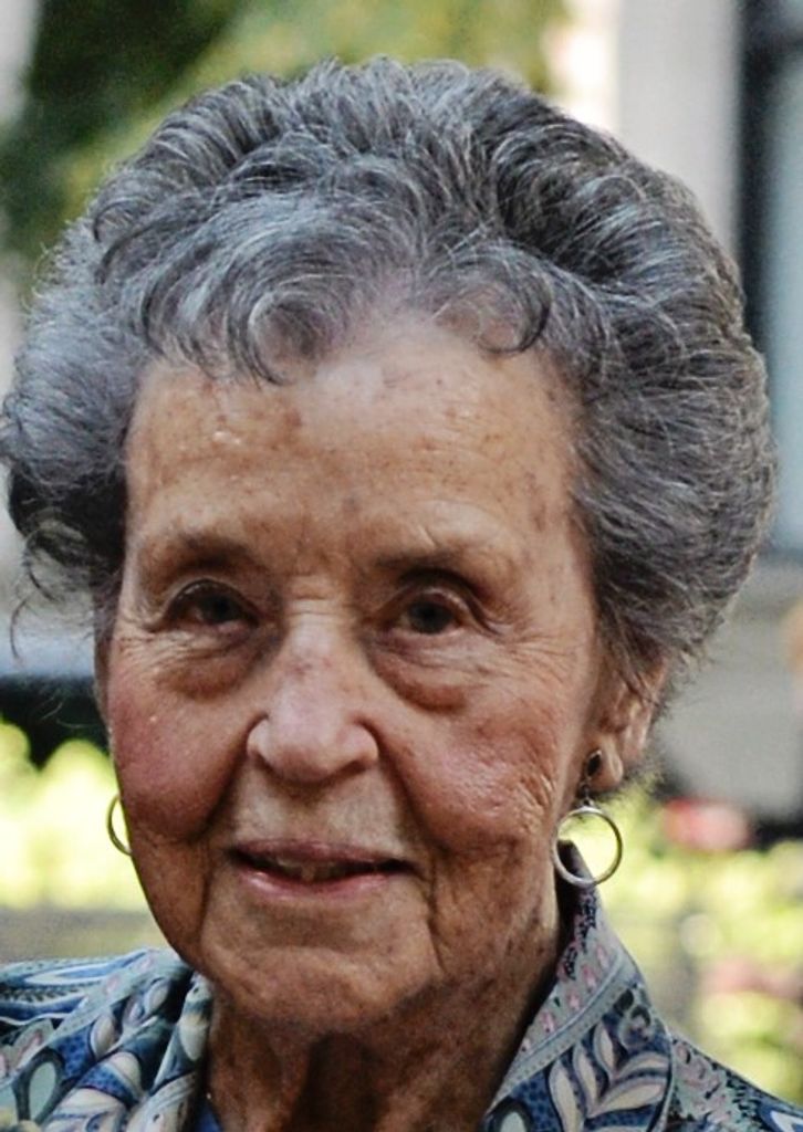 Doris Vayo