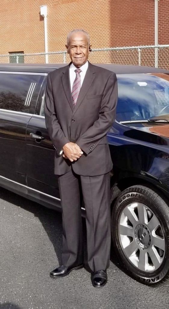 Carl Lee Hooks Profile Photo