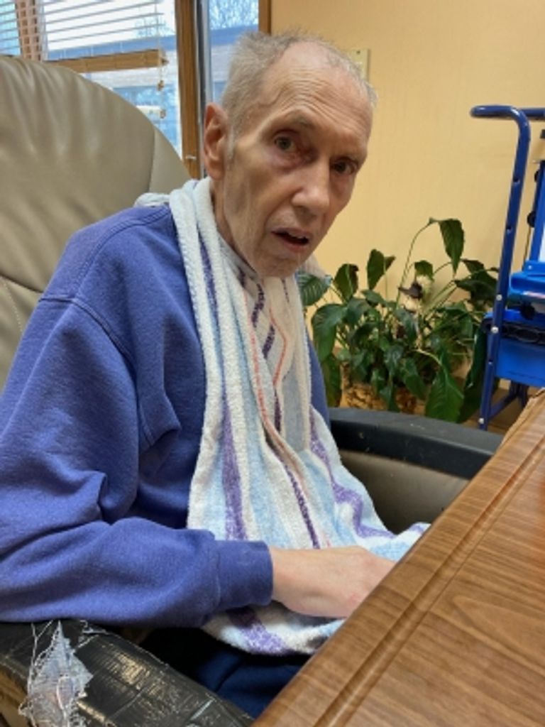 Lowell Lester Linscheid