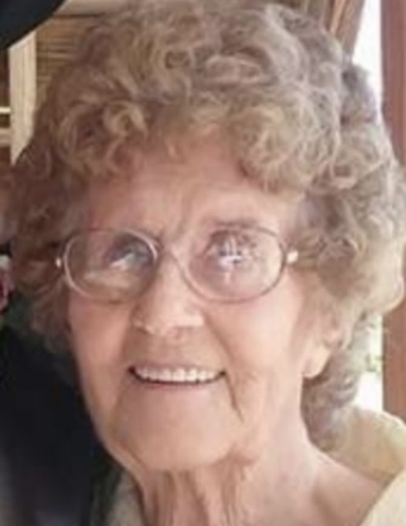 Nina (Hutto) Lewis Profile Photo