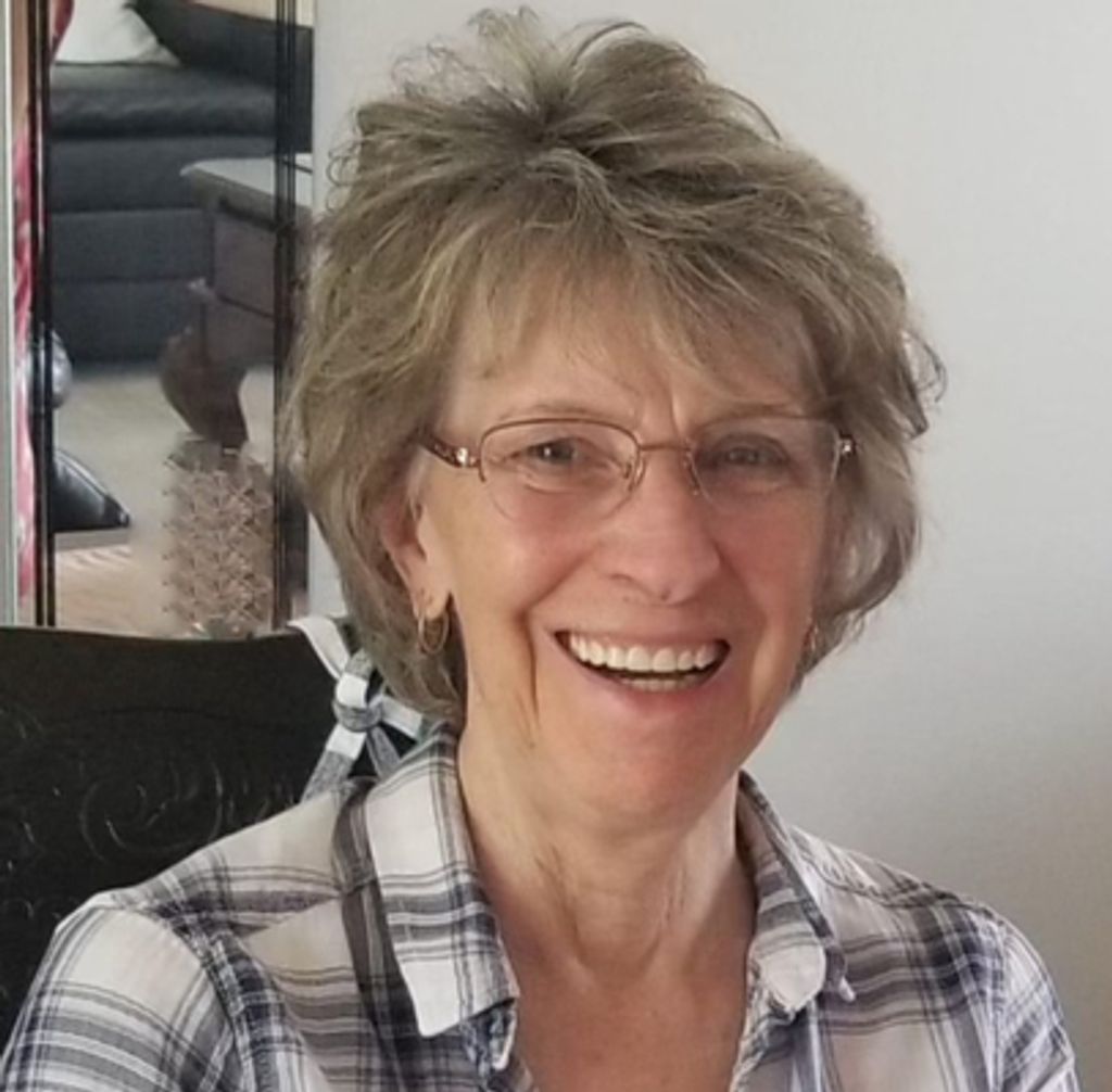 Loretta Gillis Profile Photo
