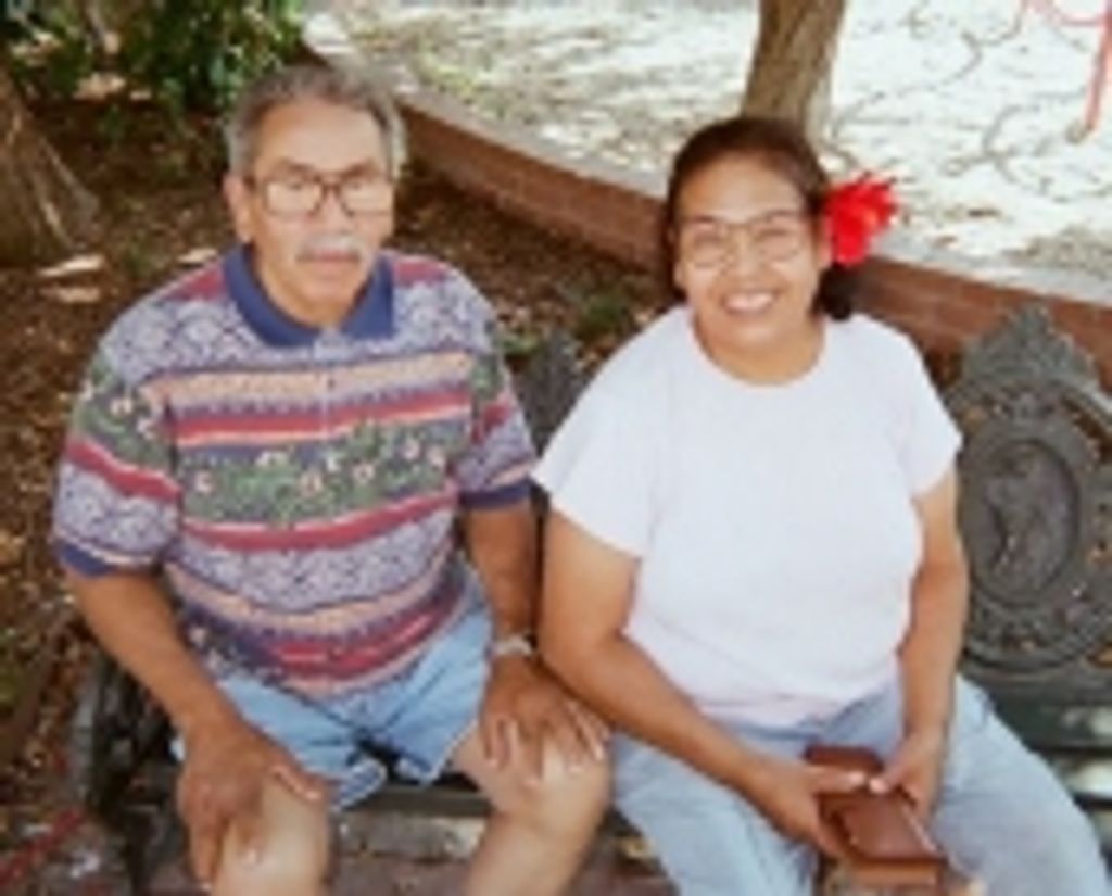 Leonides Flores