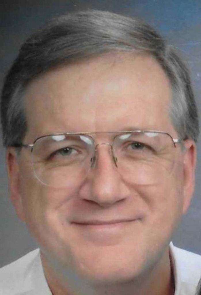 Dr. Carl J. Vonden Steinen Profile Photo