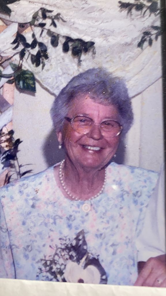 Mary Neideffer