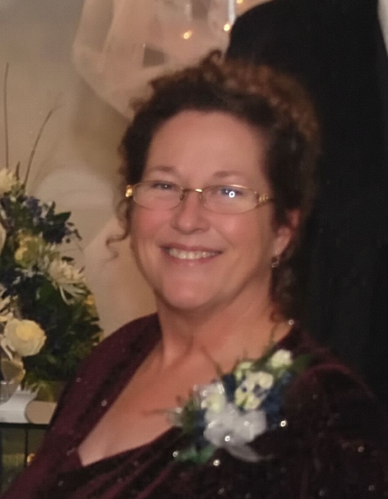Beatrice "Bea" Ellis