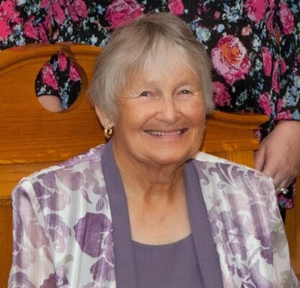 Estrela Fahrlender Profile Photo