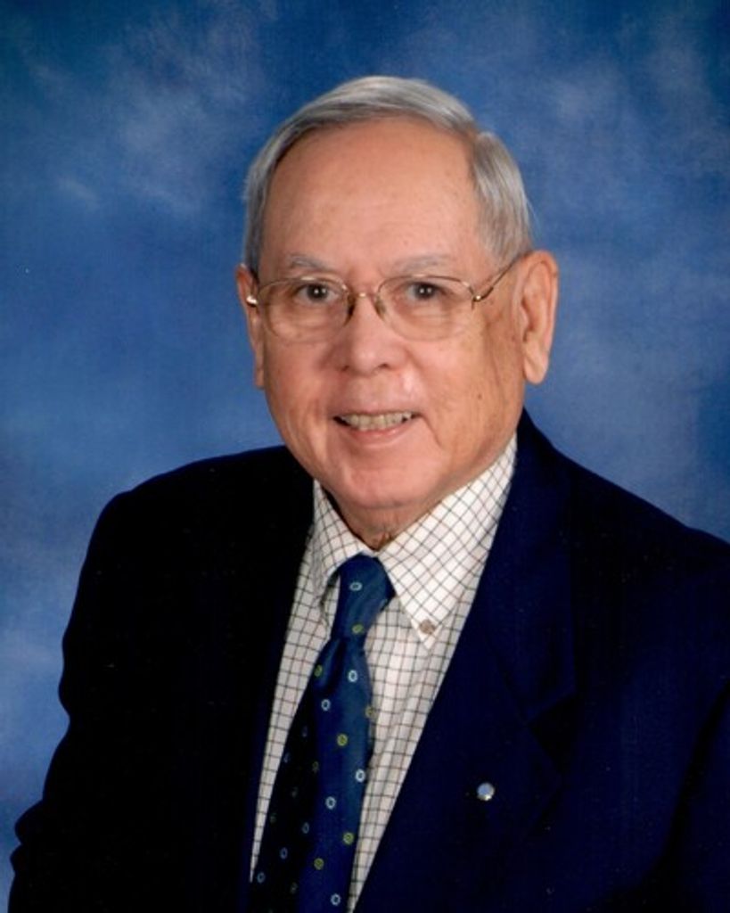 Raymond Salamanca Profile Photo