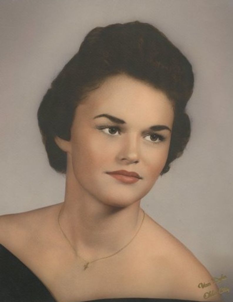 Carolyne Wall Profile Photo