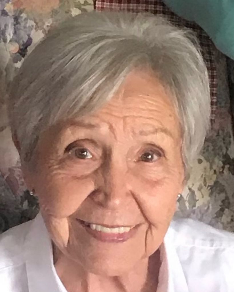 Gwenn Elizabeth Peterson Moore