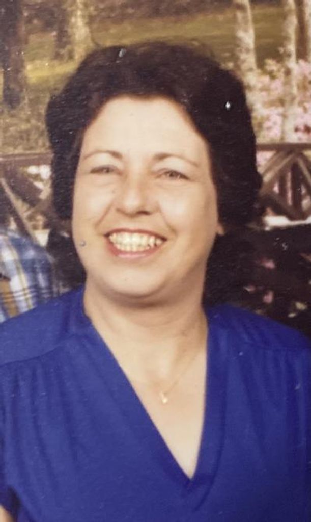 Gail Lyon Crossland Profile Photo