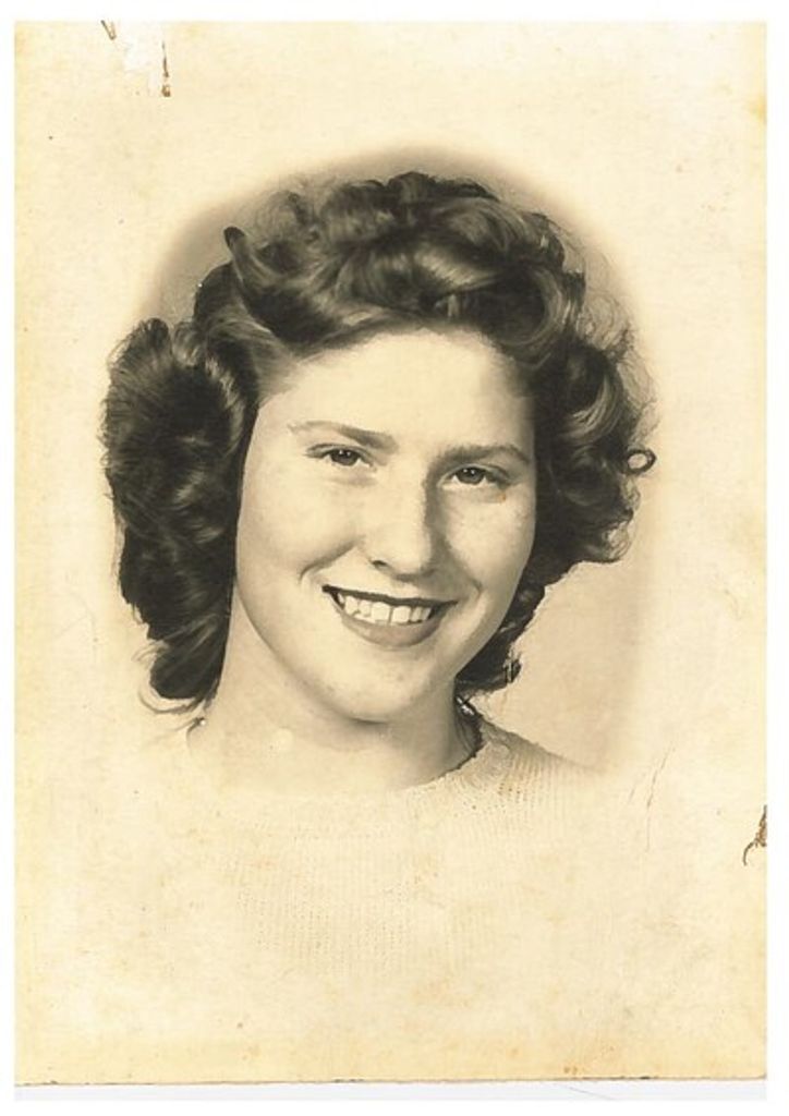 Julia Elizabeth Wicker Profile Photo