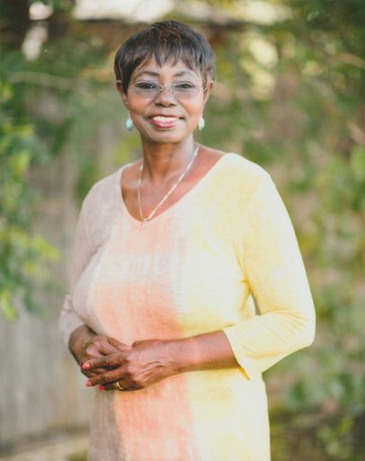 Beatrice Wetabira Chirase photo gallery thumbnail 2 of 44