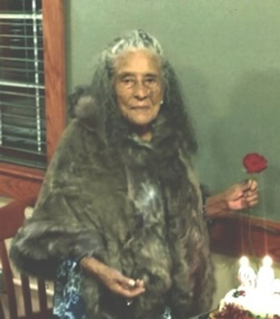 Aurora C. Mora Profile Photo