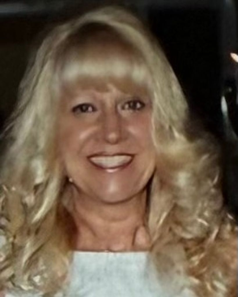 Suzanne "Sue" Lopez Profile Photo