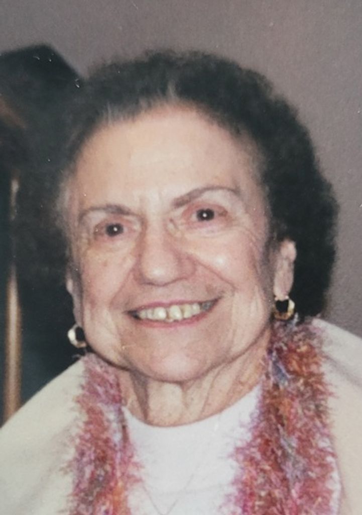 Annastasia Tsonos Profile Photo