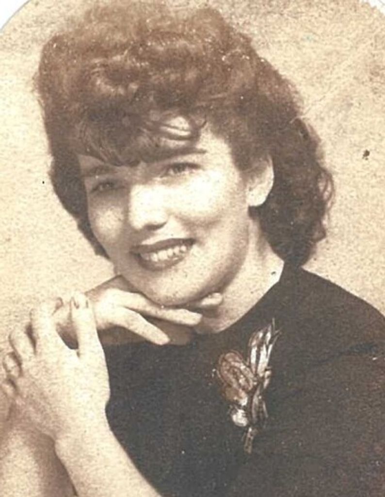 Stella Massie