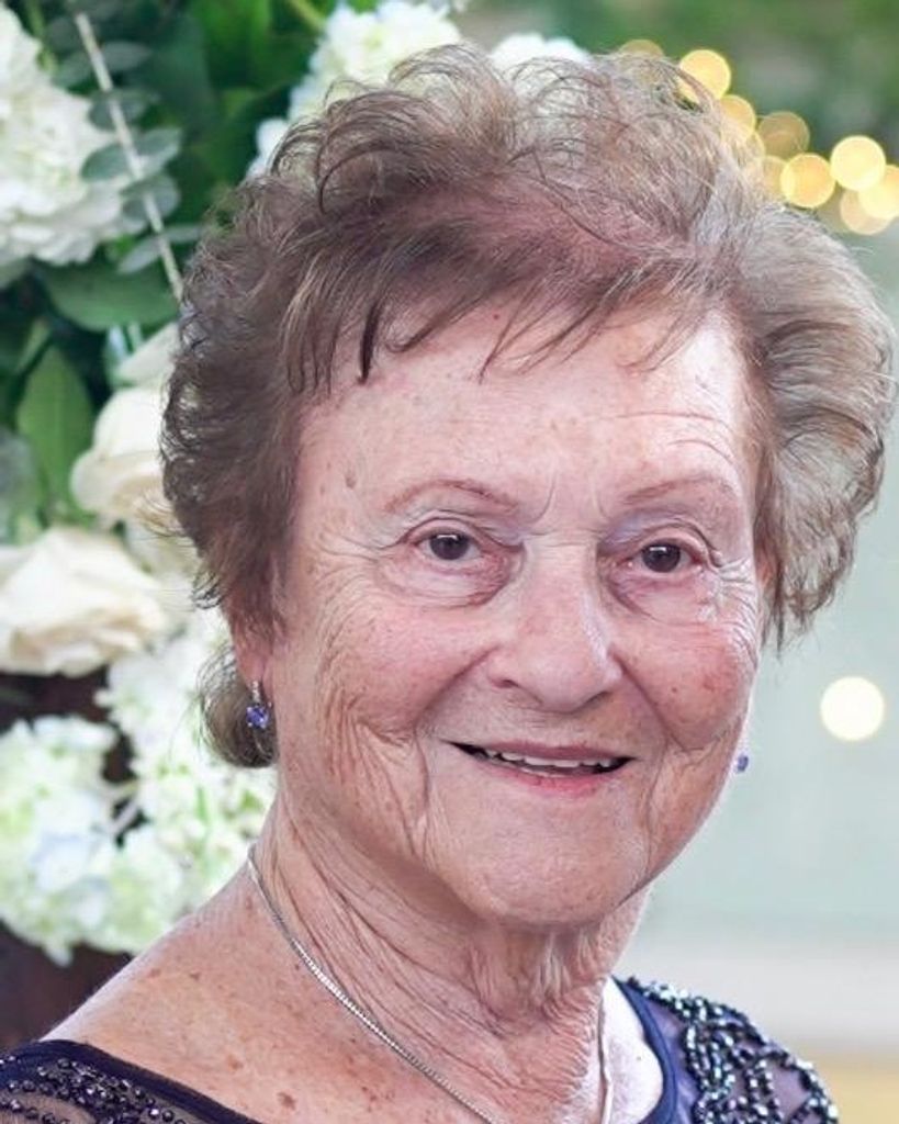 Lorraine Brown Profile Photo