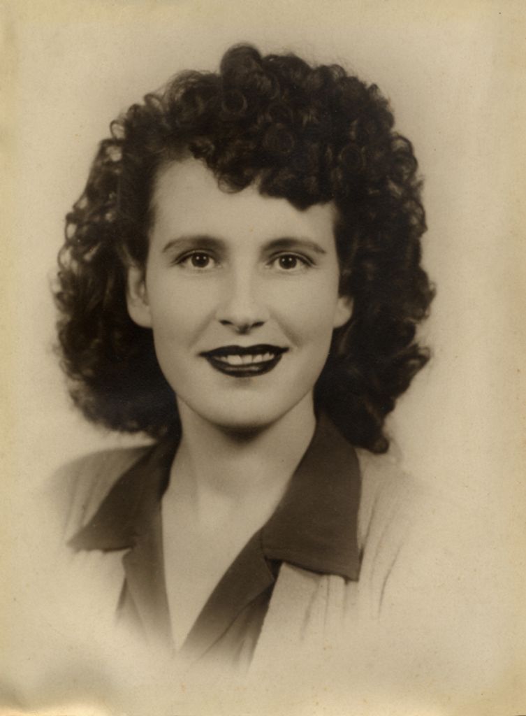 Rachel (Matthews)  Taylor