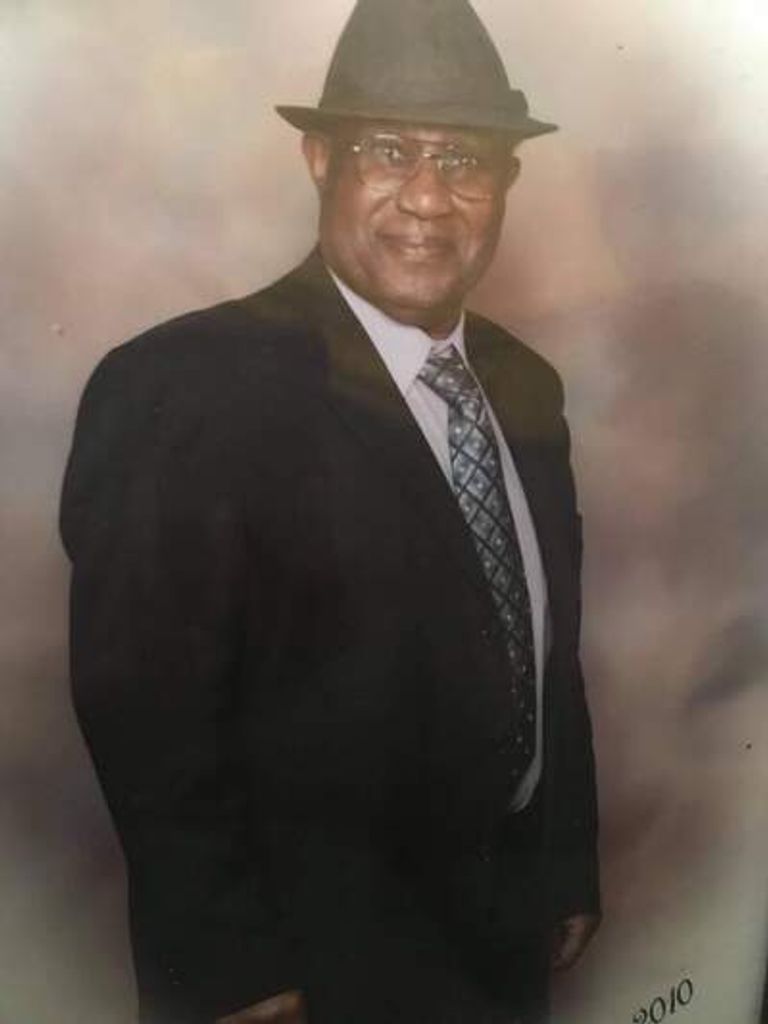 Robert Clark Washington Profile Photo