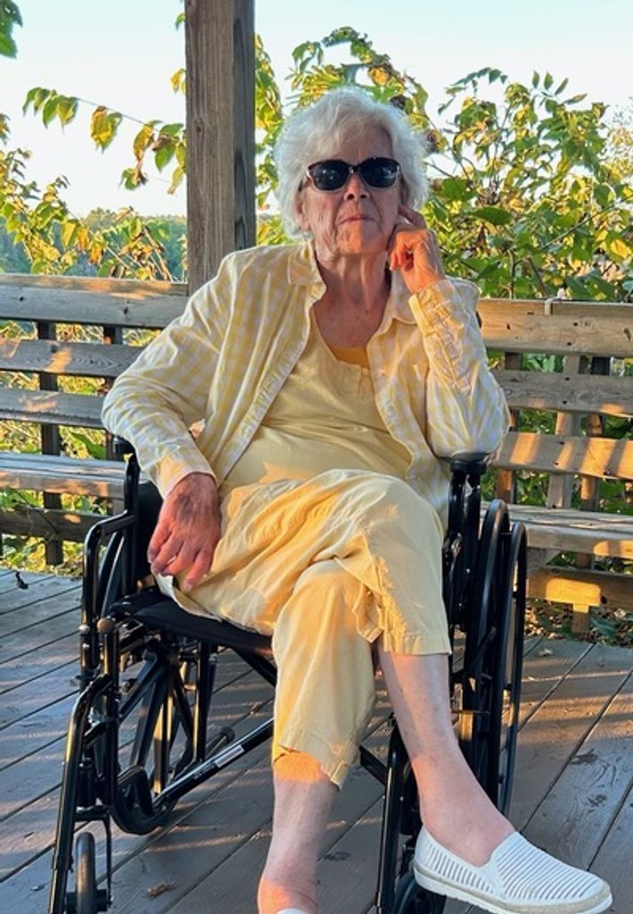 Connie Koltz Profile Photo