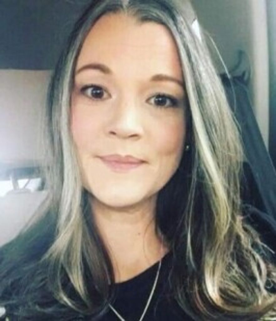 April Ray Profile Photo