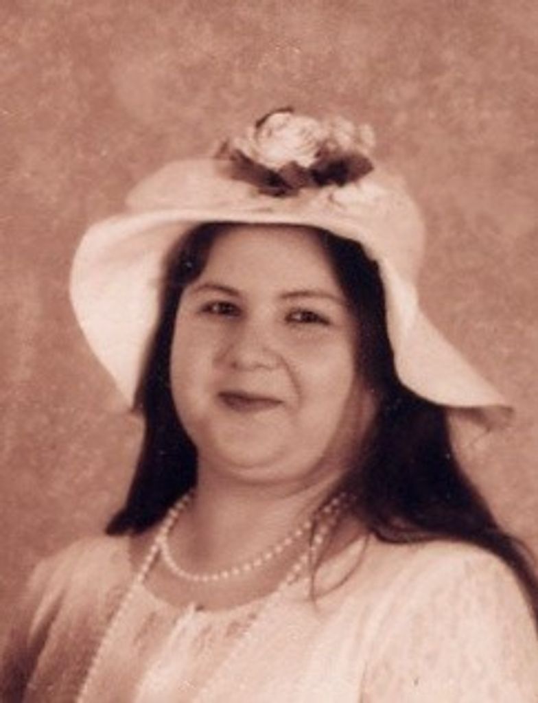 Mrs.Yvonne Estrada