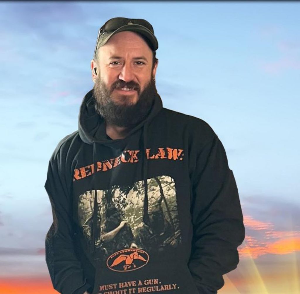 Travis Ryan Lowe Profile Photo
