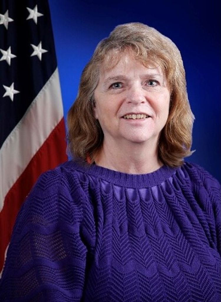 Luanne E. Padilla